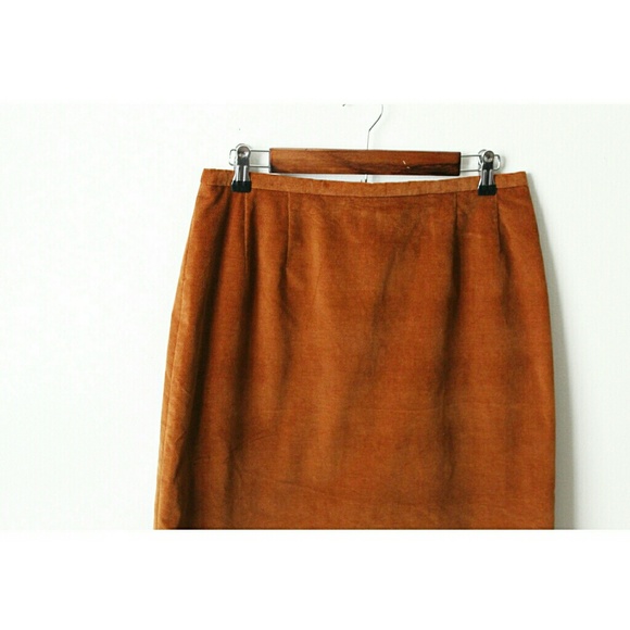 Harve Benard Solid Pencil Skirt - Picture 4 of 7